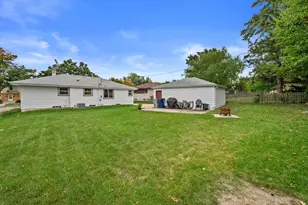 3963 N 98th St, Milwaukee, WI 53222 - Photo 21