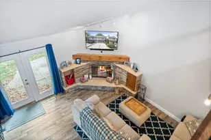 814 Kendall Ln, Lake Geneva, WI 53147 - Photo 15