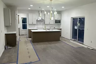 447 Sandstone St, Slinger, WI 53086 - Photo 5