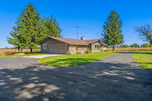 W296 County Rd CW, Ixonia, WI 53036 - Photo 33