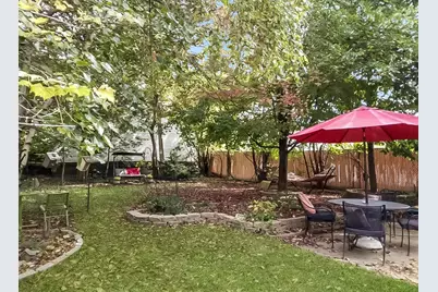 530 N 61st St, Wauwatosa, WI 53213 - Photo 11