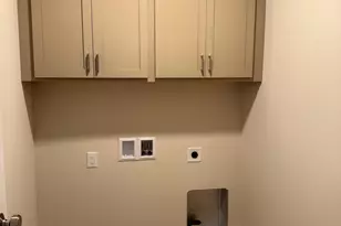 W219N16267 Primrose Ct, Jackson, WI 53037 - Photo 11