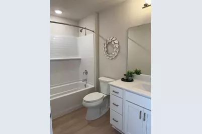 W219N16270  Primrose Ct, Jackson, WI 53037 - Photo 17