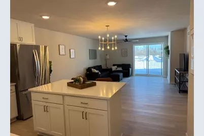 W219N16270  Primrose Ct, Jackson, WI 53037 - Photo 3