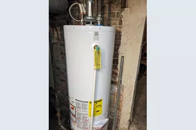 1571 W Lincoln Ave, Milwaukee, WI 53215 - Photo 15