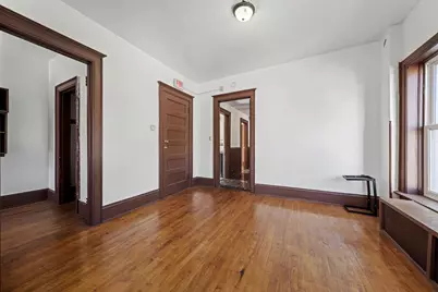 2201 S 20th St #2203, Milwaukee, WI 53215 - Photo 11