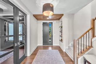 W188N5040 Red Crown Trail, Menomonee Falls, WI 53051 - Photo 5