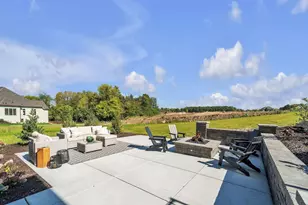 W188N5040 Red Crown Trail, Menomonee Falls, WI 53051 - Photo 67