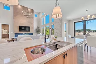 W188N5040 Red Crown Trail, Menomonee Falls, WI 53051 - Photo 15