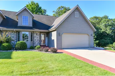 955 E Loos St, Hartford, WI 53027 - Photo 3