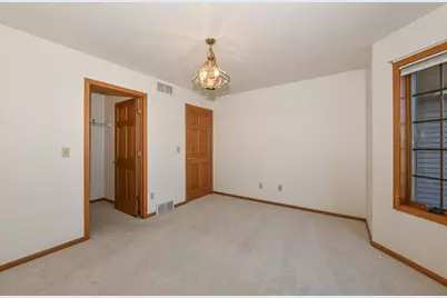 955 E Loos St, Hartford, WI 53027 - Photo 25