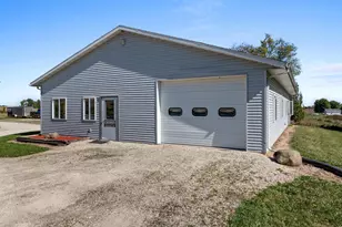 12024 Point Creek Rd, Meeme, WI 53063 - Photo 7