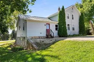 12024 Point Creek Rd, Meeme, WI 53063 - Photo 27