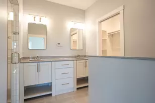 277 Southern Dr, Holmen, WI 54636 - Photo 7