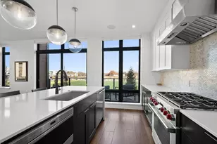 1110 Brookwood Dr, Ashwaubenon, WI 54304 - Photo 5