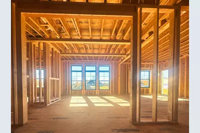 N66W21075  Sweet Clover Dr, Menomonee Falls, WI 53051 - Photo 5