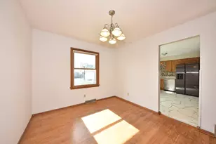 635 E Price Ave, Milwaukee, WI 53207 - Photo 7