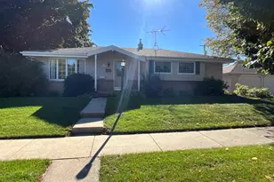 N86W16193 Arthur Ave, Menomonee Falls, WI 53051 - Photo 1