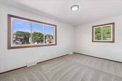 8148 S 88th St, Franklin, WI 53132 - Photo 21