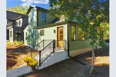 637  1st St, Delafield, WI 53018 - Photo 9