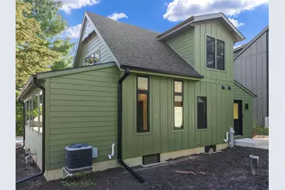 637  1st St, Delafield, WI 53018 - Photo 11