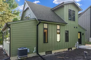 637 1st St, Delafield, WI 53018 - Photo 11