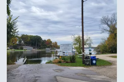 637  1st St, Delafield, WI 53018 - Photo 51