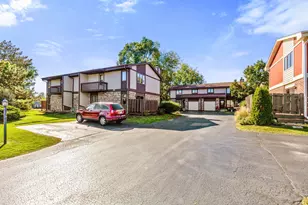 W144N4821 Stone Dr, Menomonee Falls, WI 53051 - Photo 19