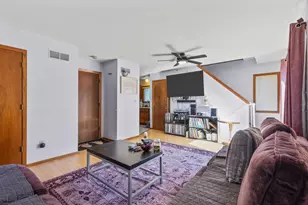 W144N4821 Stone Dr, Menomonee Falls, WI 53051 - Photo 5