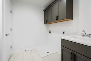 1628 Red Clover St, Holmen, WI 54636 - Photo 19