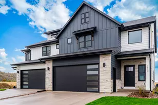 1628 Red Clover St, Holmen, WI 54636 - Photo 1