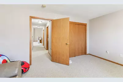 3305  55th Ct, Kenosha, WI 53144 - Photo 17