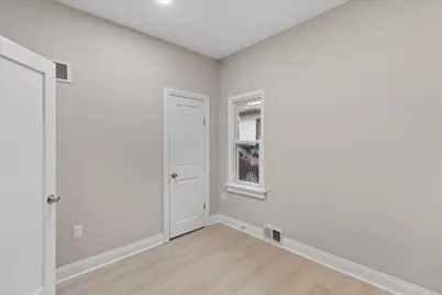 6800  Auburn Ave #6802, Wauwatosa, WI 53213 - Photo 19