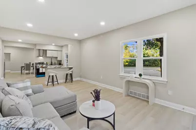 6800  Auburn Ave #6802, Wauwatosa, WI 53213 - Photo 5