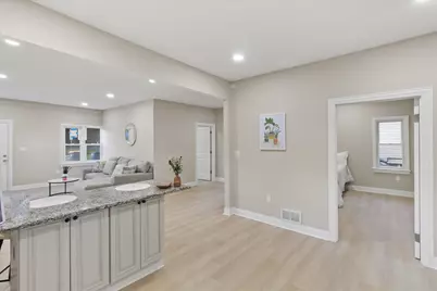 6800  Auburn Ave #6802, Wauwatosa, WI 53213 - Photo 15