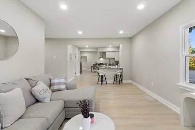 6800  Auburn Ave #6802, Wauwatosa, WI 53213 - Photo 7