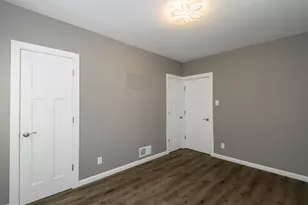 2948 N 56th St, Milwaukee, WI 53210 - Photo 17