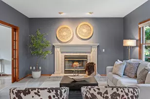 N30W6880 Lincoln Blvd, Cedarburg, WI 53012 - Photo 3