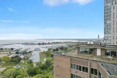 1919 N Summit Ave #1D, Milwaukee, WI 53202 - Photo 29