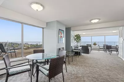 1919 N Summit Ave #1D, Milwaukee, WI 53202 - Photo 31