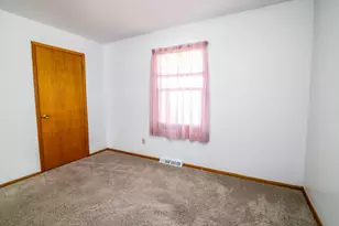 612 Elm St, Watertown, WI 53098 - Photo 23