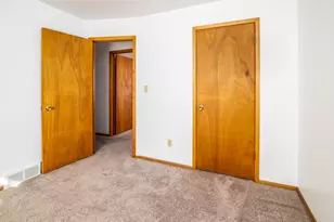 612 Elm St, Watertown, WI 53098 - Photo 21