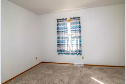 612  Elm St, Watertown, WI 53098 - Photo 15
