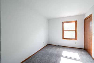 1958  Homestead Ct, Grafton, WI 53012 - Photo 25