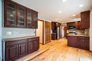 1958 Homestead Ct, Grafton, WI 53012 - Photo 9