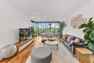 1550 E Royall Pl, Milwaukee, WI 53202 - Photo 5