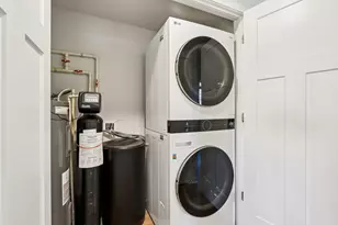 1625 Grey Fox Trail, Mukwonago, WI 53149 - Photo 23