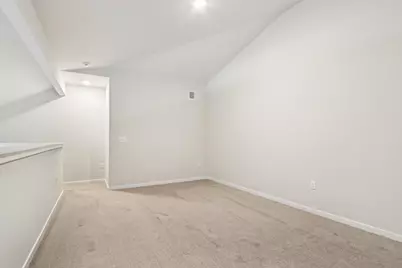 1625  Grey Fox Trl #F, Mukwonago, WI 53149 - Photo 33