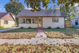 521 Prospect Ave, Sheboygan Falls, WI 53085 - Photo 1