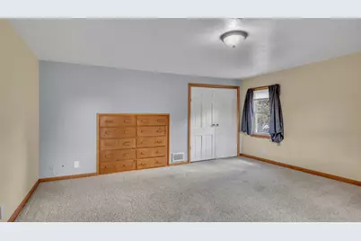 521  Prospect Ave, Sheboygan Falls, WI 53085 - Photo 9